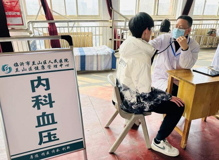 兰山区人民医院健康管理中心顺利完成2024年高考“送检入校”体检工作(图2)