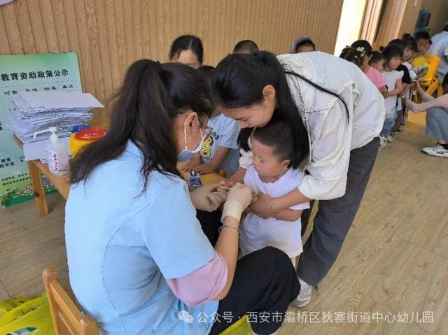 灞桥区狄寨中心园进行2024年度幼儿健康体检(图4)