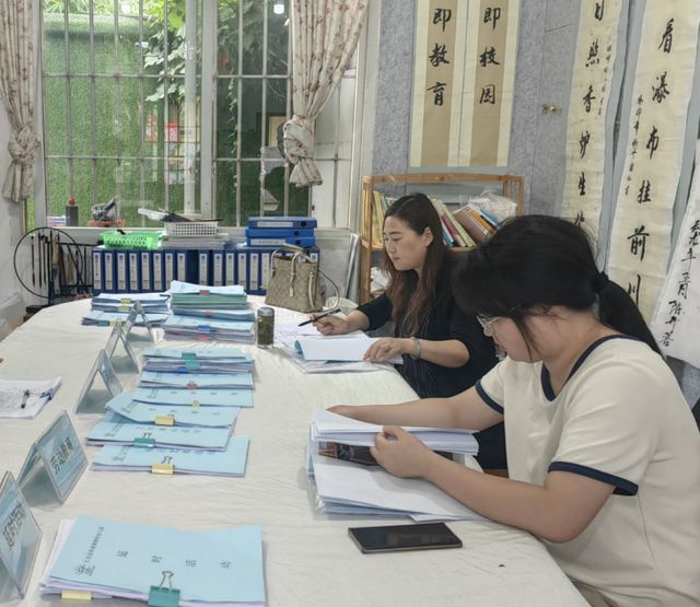 江安县教体局考核组到桐梓幼儿园开展2023-2024年德卫艺工作检查(图3)