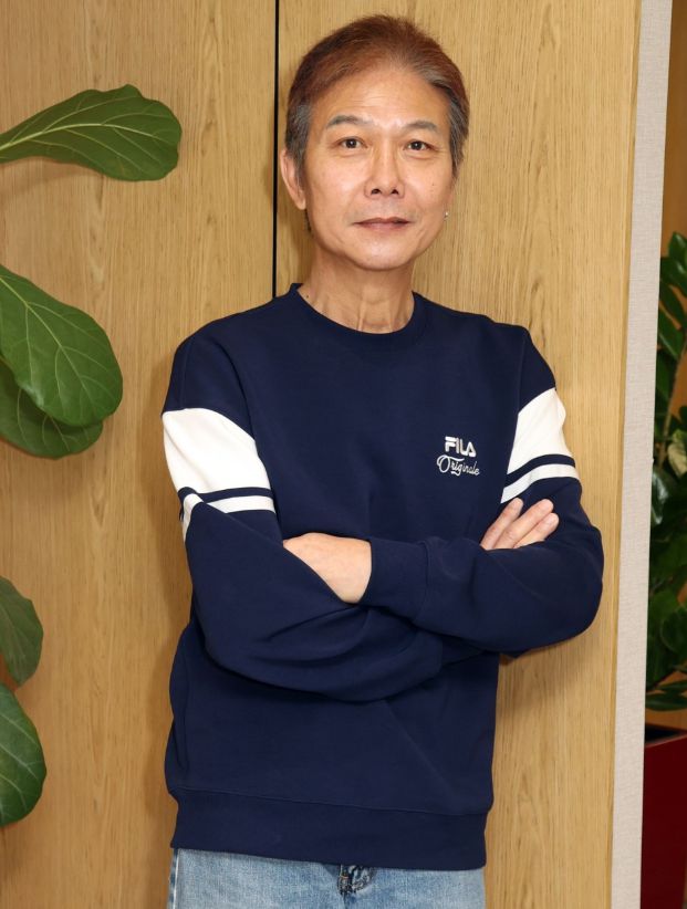 61岁钱小豪否认患癌暴瘦36斤后做全身检查为保健康戒色多年(图2)
