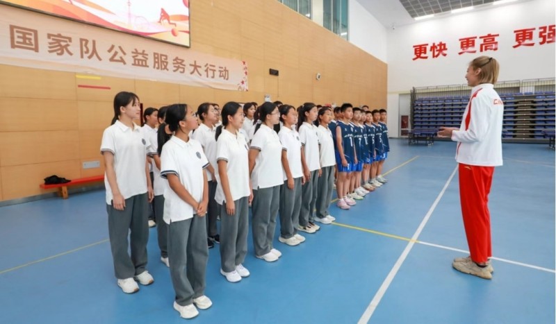 “2024年中国国家队公益服务大行动”走进天津校园(图4)