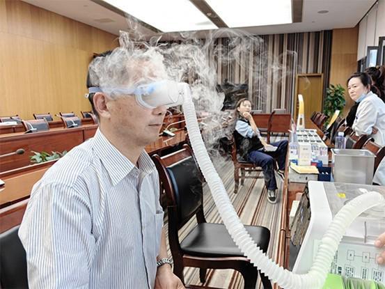 重庆普瑞走进企业开展公益眼健康检查(图2)
