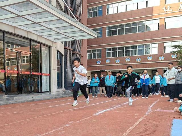 灞桥区官厅小学举行2024年体质健康检测达标运动会(图5)