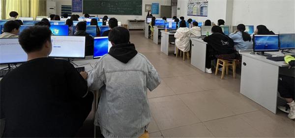 四川省商贸学校2024年心理健康测评工作圆满收官(图2)