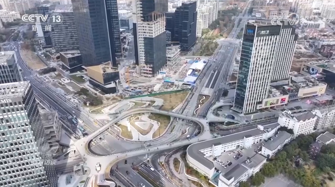 焦点访谈过险滩、闯难关细看这份实属不易的经济年报→(图2)