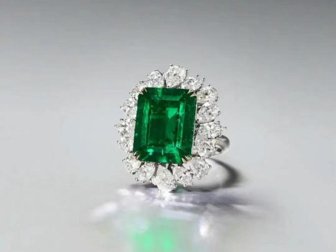 心理测试：选择你喜欢的珠宝测你2024会迎来什么(图3)