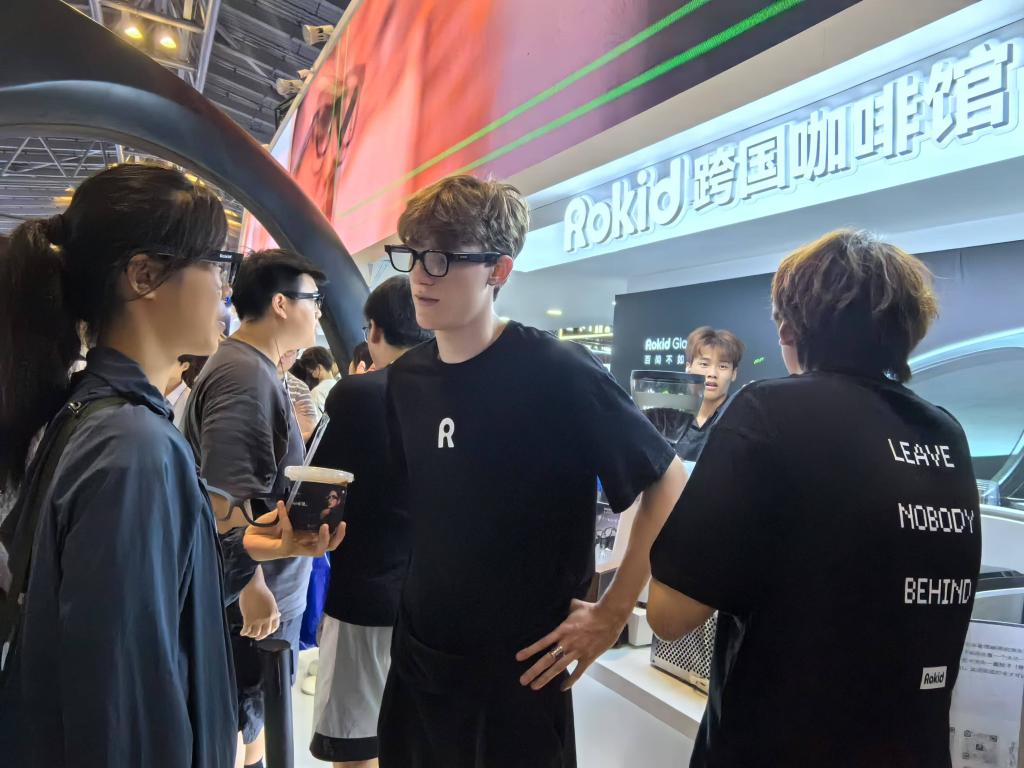 科学与健康丨智“理”相通人工智能这样赋能千行百业(图1)