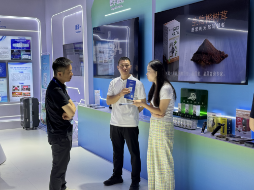 数贸会健康赛道高光｜贝加尔湖传奇携二氢槲皮素亮相跨境合作机遇释放(图5)