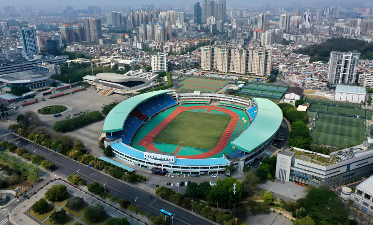 中建八局一公司焕新东莞体育中心护航全运会男篮！_泉城新闻_大众网(图2)