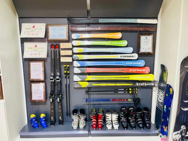 冰雪新势力①｜从“单一产出”到“产业集群”哈尔滨冰雪装备制造实现蝶变(图2)