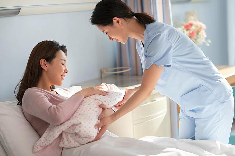 近200位宝妈今年生娃“零自付”广州多层次医疗保障托举生育希望