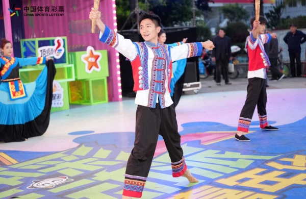 公益之火照亮彝乡体彩微光温暖楚雄——中国体育彩票2026云南公益嘉年华（楚雄站）落幕(图7)