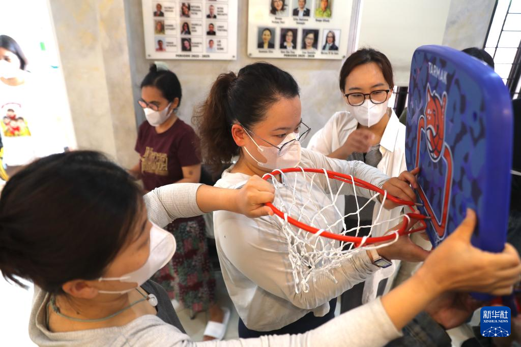 在印尼做“微公益”(图4)